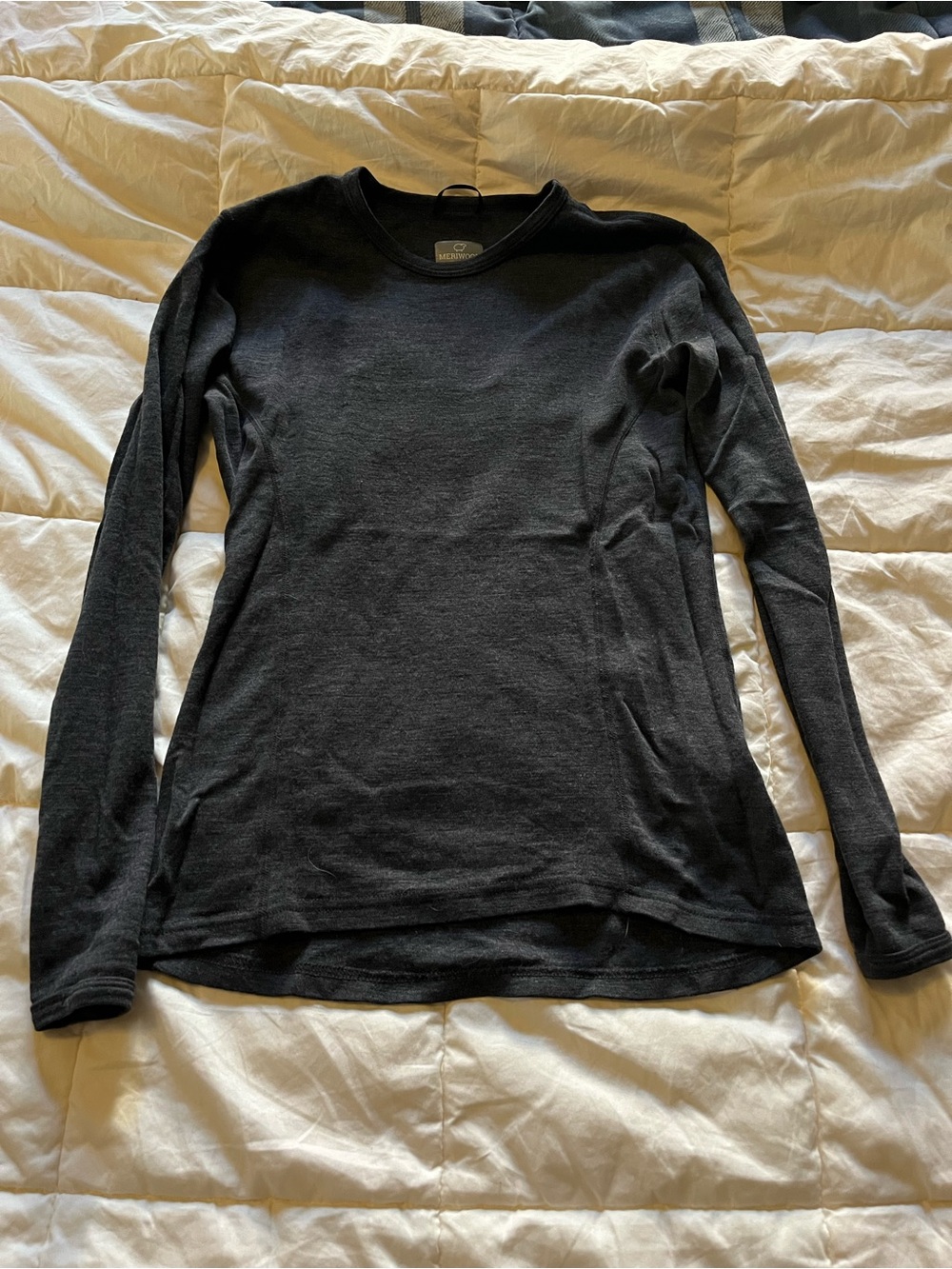 Women’s Long Sleeve Crewneck Base Layer 100% Merino Wool  - Charcoal - Size S